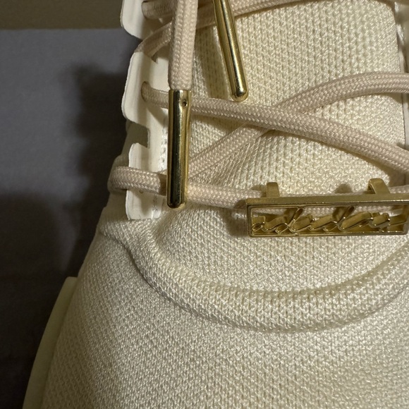 Adidas NMD R1 LIMITED EDITION “Valentines Day” 2023 Women’s size 9 - Picture 9 of 13